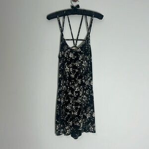 Soft & Sexy Black and White Floral Romper - Size Small P